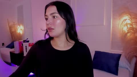 C R I S T I N A online show from May 24, 2026, 2:16 am