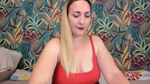 Cristina online show from November 26, 2025, 5:36 pm