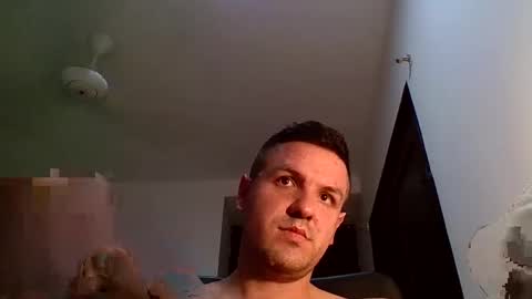 cristopher3042 online show from November 15, 2025, 1:25 am