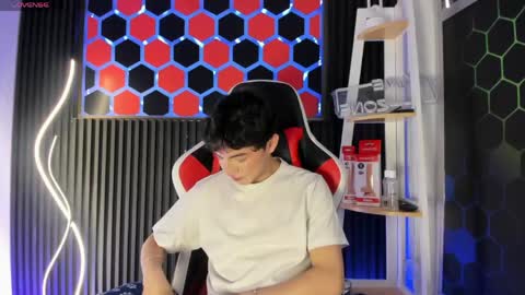 Snapshot of cristopher_wild chatting on April 27, 2026, 8:29 pm Cristopher online show from April 27, 2026, 8:29 pm