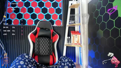 Snapshot of cristopher_wild chatting on May 10, 2026, 8:14 pm Cristopher online show from May 10, 2026, 8:14 pm