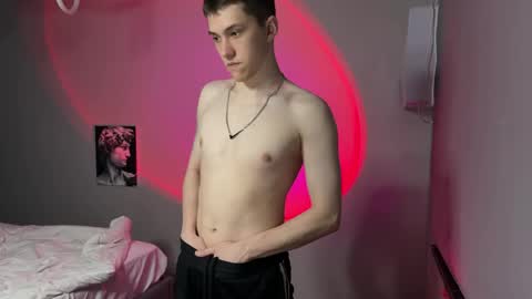 cronck52 online show from April 20, 2026, 3:37 pm