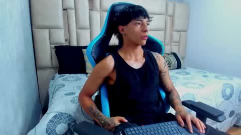 Croy online show from February 18, 2026, 10:17 pm