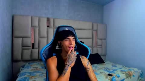 Croy online show from March 25, 2026, 4:29 am