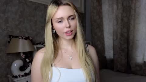 Emi online show from October 24, 2025, 10:00 am