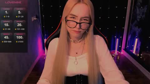 crybambi online show from May 19, 2026, 7:37 am