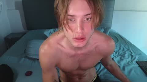 Lin inst lingoodyy online show from January 25, 2025, 4:34 am