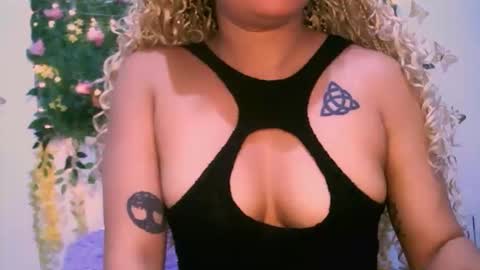 crysrus online show from November 23, 2025, 11:48 pm