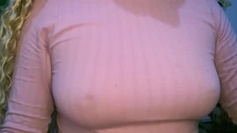 crysrus online show from December 3, 2025, 1:02 am