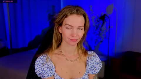 Snapshot of crystal_kris chatting on March 3, 2026, 5:35 am Kristina online show from March 3, 2026, 5:35 am