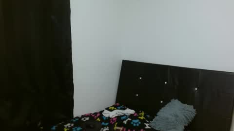 Crystal Blaze online show from February 25, 2025, 11:44 pm