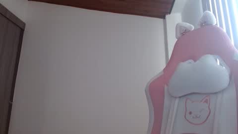 Crystal Blaze online show from September 10, 2025, 1:00 pm