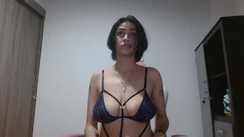 Crystal Blaze online show from September 16, 2025, 1:28 am