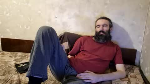 Snapshot of crystal_vibe chatting on June 10, 2026, 6:40 pm Crystallax online show from June 10, 2026, 6:40 pm