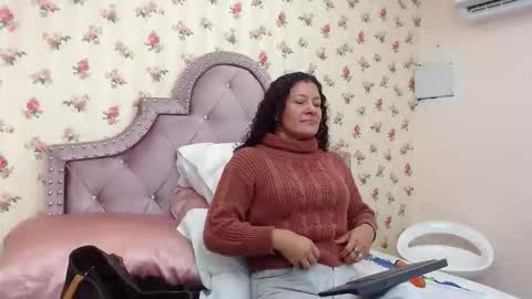 Snapshot of crystal_watson0 chatting on February 27, 2026, 1:22 pm Milf Latina online show from February 27, 2026, 1:22 pm