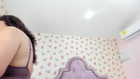 Milf Latina online show from June 11, 2026, 3:32 pm