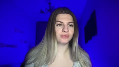 crystalblush01 online show from April 11, 2026, 2:32 pm