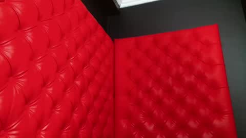 Crystal online show from January 20, 2025, 1:50 am