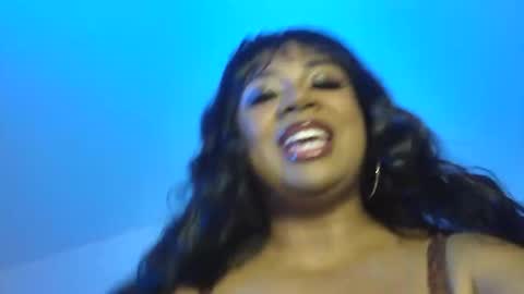 crystalcleo online show from February 11, 2026, 2:27 am