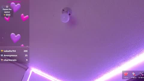 Snapshot of crystalitesq chatting on February 8, 2025, 1:54 am Olivia online show from February 8, 2025, 1:54 am