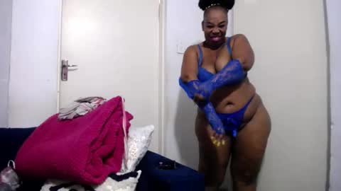 crystaljes online show from December 3, 2024, 5:55 pm