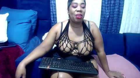 crystaljes online show from February 26, 2025, 6:21 pm