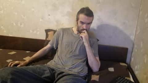 Crystallax online show from November 3, 2025, 10:38 am