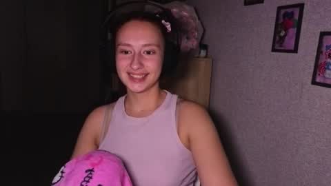 Snapshot of crystallkris chatting on September 23, 2025, 11:41 pm Kristina online show from September 23, 2025, 11:41 pm