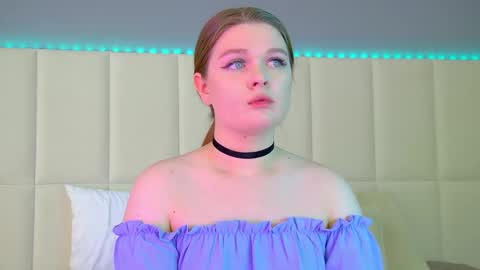 Crystal online show from March 1, 2025, 5:05 pm