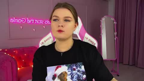 Crystal online show from December 21, 2025, 6:20 am