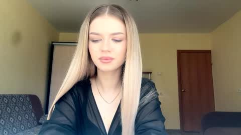 Jesi online show from April 10, 2026, 5:23 am