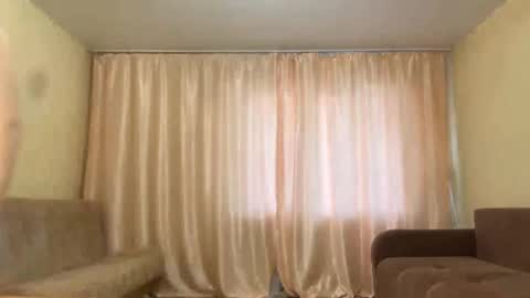 Jesi online show from April 27, 2026, 10:13 am