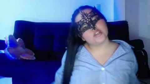 Snapshot of crystel_enigma chatting on March 27, 2026, 11:37 pm Crystel online show from March 27, 2026, 11:37 pm