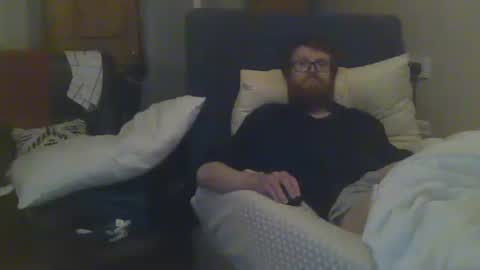 Snapshot of cs014g8493 chatting on January 16, 2025, 1:06 am chris online show from January 16, 2025, 1:06 am