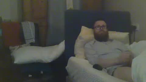 Snapshot of cs014g8493 chatting on February 4, 2025, 1:23 am chris online show from February 4, 2025, 1:23 am