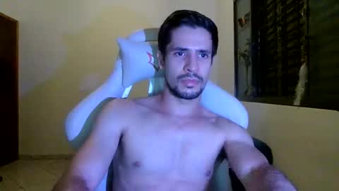 Snapshot of cshundderlick chatting on February 18, 2026, 5:03 am cshunderlick online show from February 18, 2026, 5:03 am