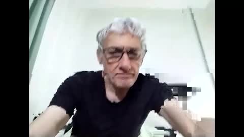 Snapshot of cucaio18 chatting on February 20, 2025, 7:55 am BIG UNCUT HARD COCK online show from February 20, 2025, 7:55 am