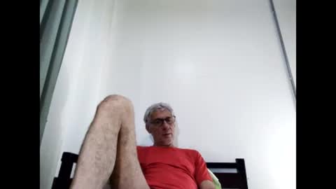Snapshot of cucaio18 chatting on February 28, 2025, 7:15 am BIG UNCUT HARD COCK online show from February 28, 2025, 7:15 am