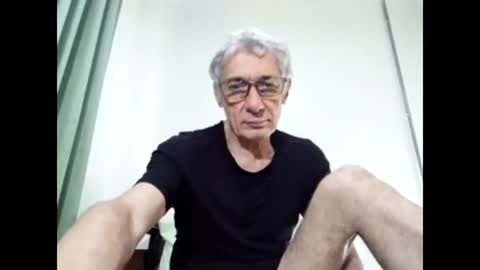 Snapshot of cucaio18 chatting on March 2, 2025, 1:36 am BIG UNCUT HARD COCK online show from March 2, 2025, 1:36 am