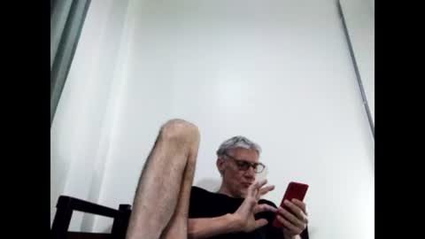 Snapshot of cucaio18 chatting on March 6, 2025, 11:14 am BIG UNCUT HARD COCK online show from March 6, 2025, 11:14 am