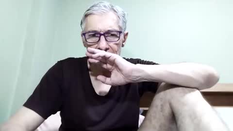Snapshot of cucaio18 chatting on October 2, 2025, 10:00 am BIG UNCUT HARD COCK online show from October 2, 2025, 10:00 am
