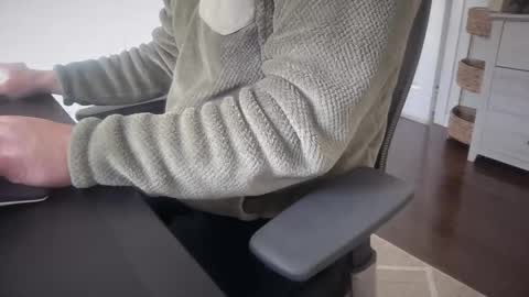 cuckgriff23 online show from February 9, 2026, 5:06 pm