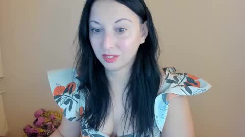 HELEN online show from November 10, 2025, 12:04 pm