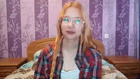 Sia online show from September 30, 2025, 7:13 am