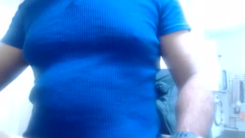 Snapshot of cucumberlad2018 chatting on May 9, 2026, 6:24 pm Tips WellCUM - Hot Bi Curious - ask Privates online show from May 9, 2026, 6:24 pm