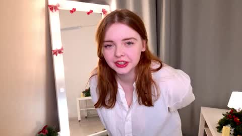 Liz online show from December 21, 2025, 9:44 pm