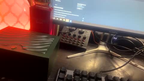 im KIM new girl to spoil online show from March 5, 2025, 12:05 am