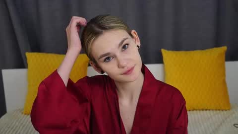 Naomi online show from October 18, 2025, 11:38 pm
