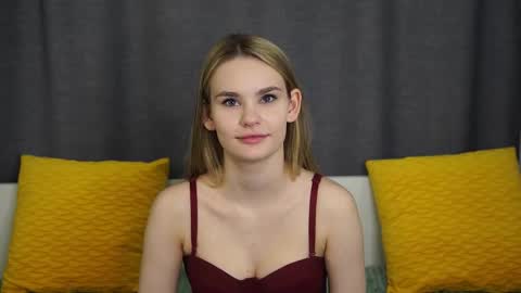 Naomi online show from October 21, 2025, 9:15 pm