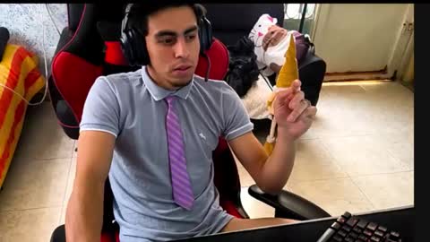    online show from December 15, 2025, 4:55 pm